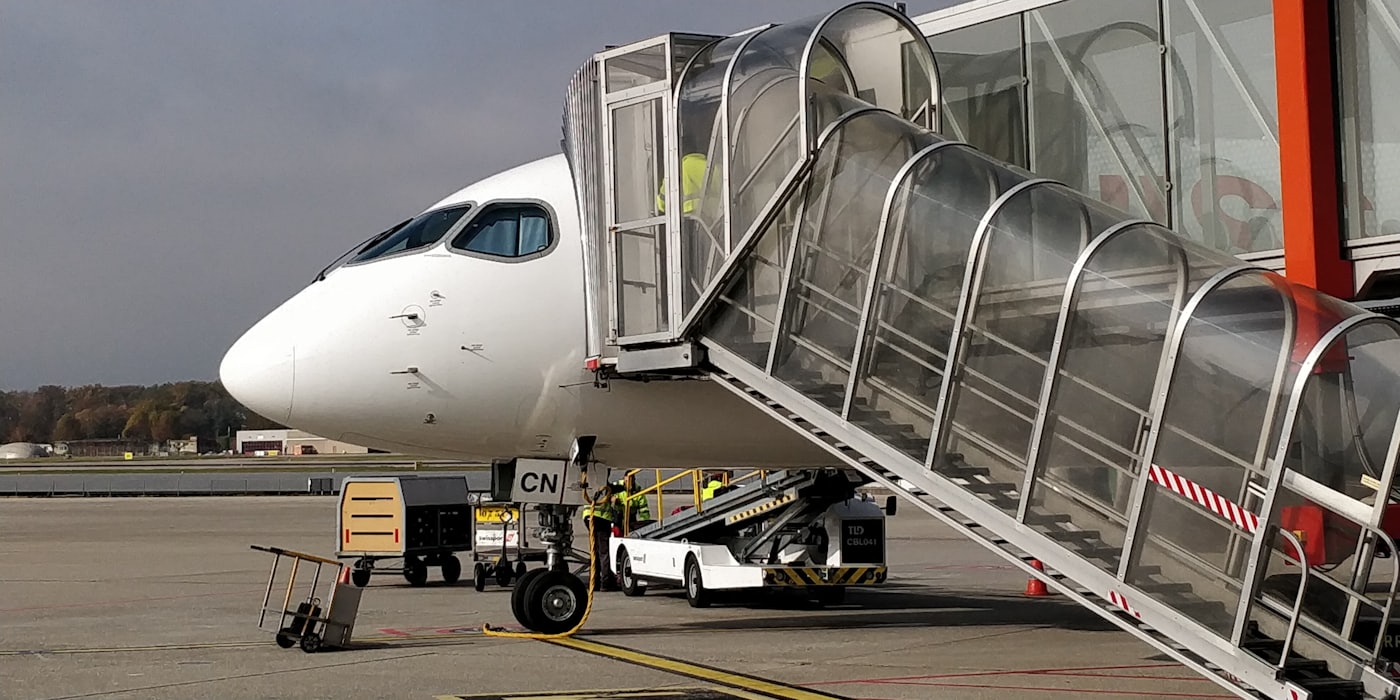 Avion au décollage — transfert aéroport de Genève depuis Lausanne