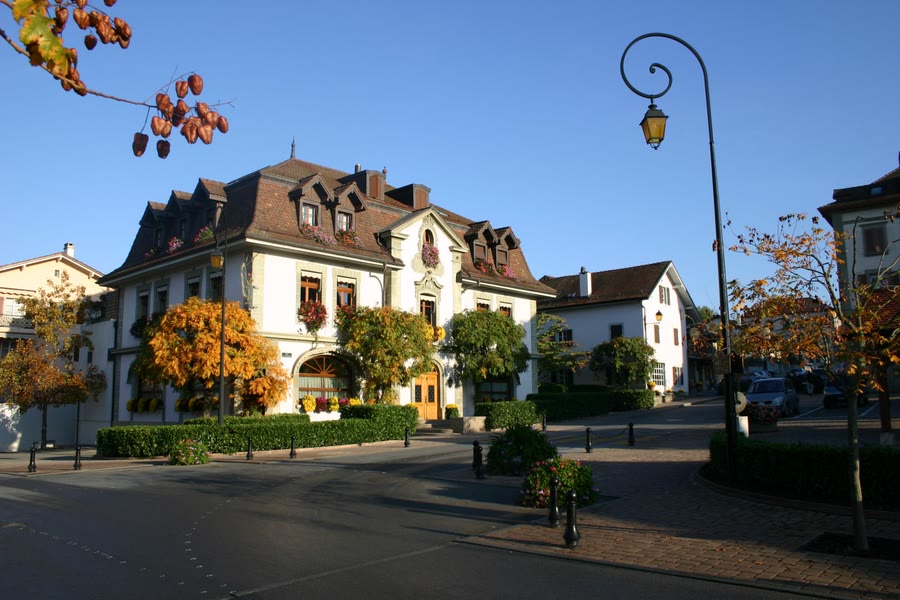 Le Restaurant de l'Hôtel de Ville de Crissier, trois étoiles Michelin, un matin d'automne — taxi Lausanne–Crissier